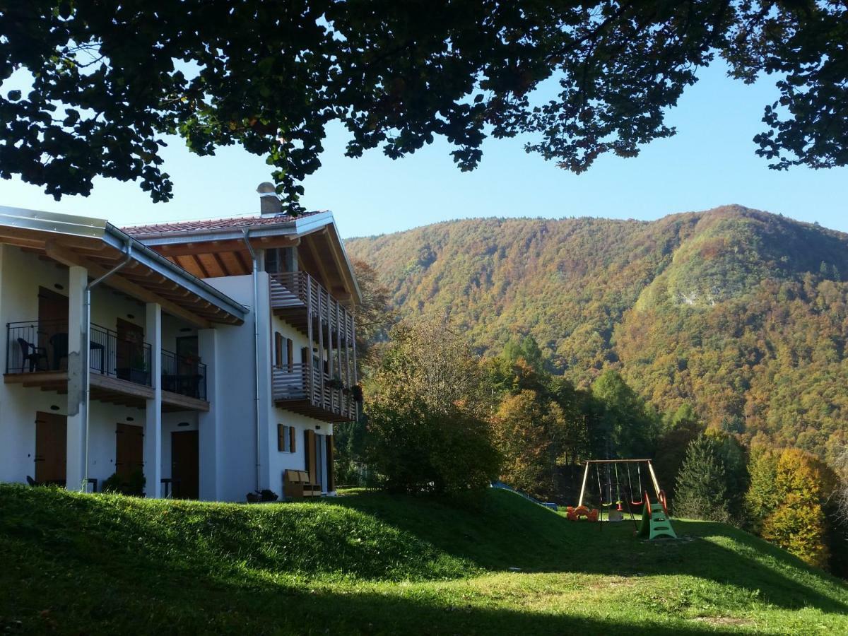 Hotel Garni Fobbie Brentonico Exterior foto